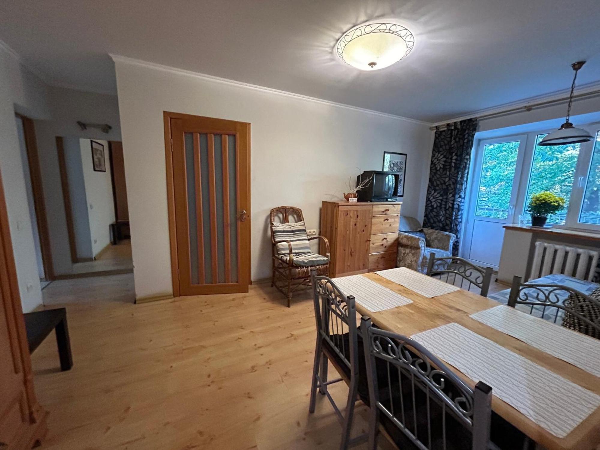 Three Bedroom Stepana Bandery Street Rivne Buitenkant foto